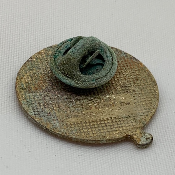 Vintage 90s MLB New York Yankees Retro Logo Collectible Lapel Pin - Picture 7 of 11